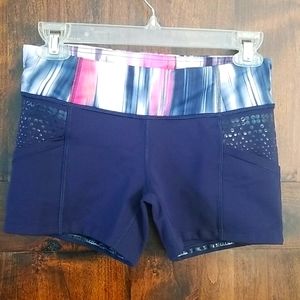 Lululemon Booty Short sz 4